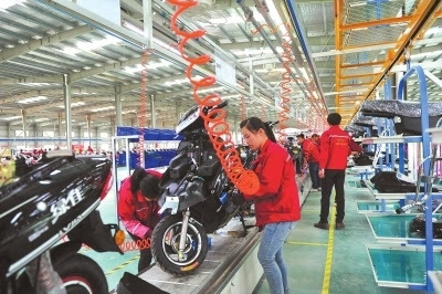 汝南 主导产业引发“雁阵效应” 电动自行车制造技术开发